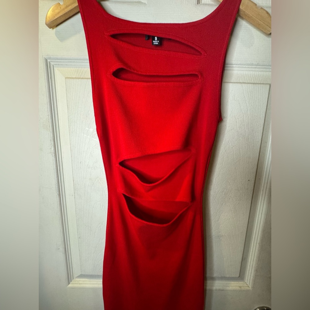 Hera Collection Red Midi Bodycon Dress - Sexy Front Cut-Outs - Size S - Picture 5 of 11